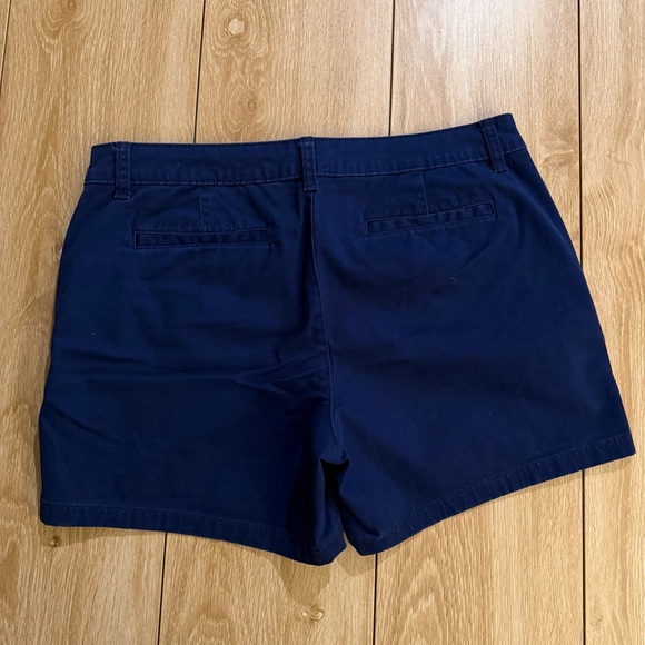 a.n.a Dark Blue Women's Mid Rise Shorts Size 10 - Picture 2 of 4